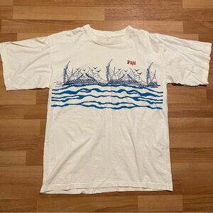 Vintage Fiji Islands Tshirt Single Stitch Sea Ship Boats Water